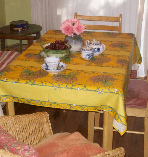 French Coated Tablecloth Collection "Bouquet" Yellow